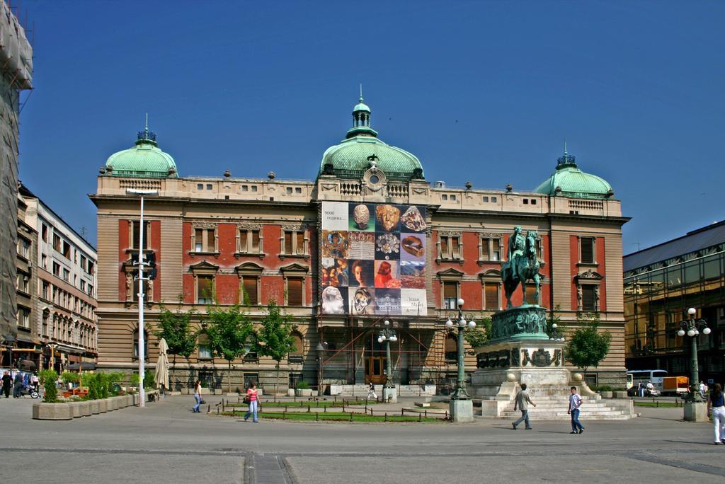 Dominic Smart & Luxury Suites - Republic Square Belgrade Exterior photo